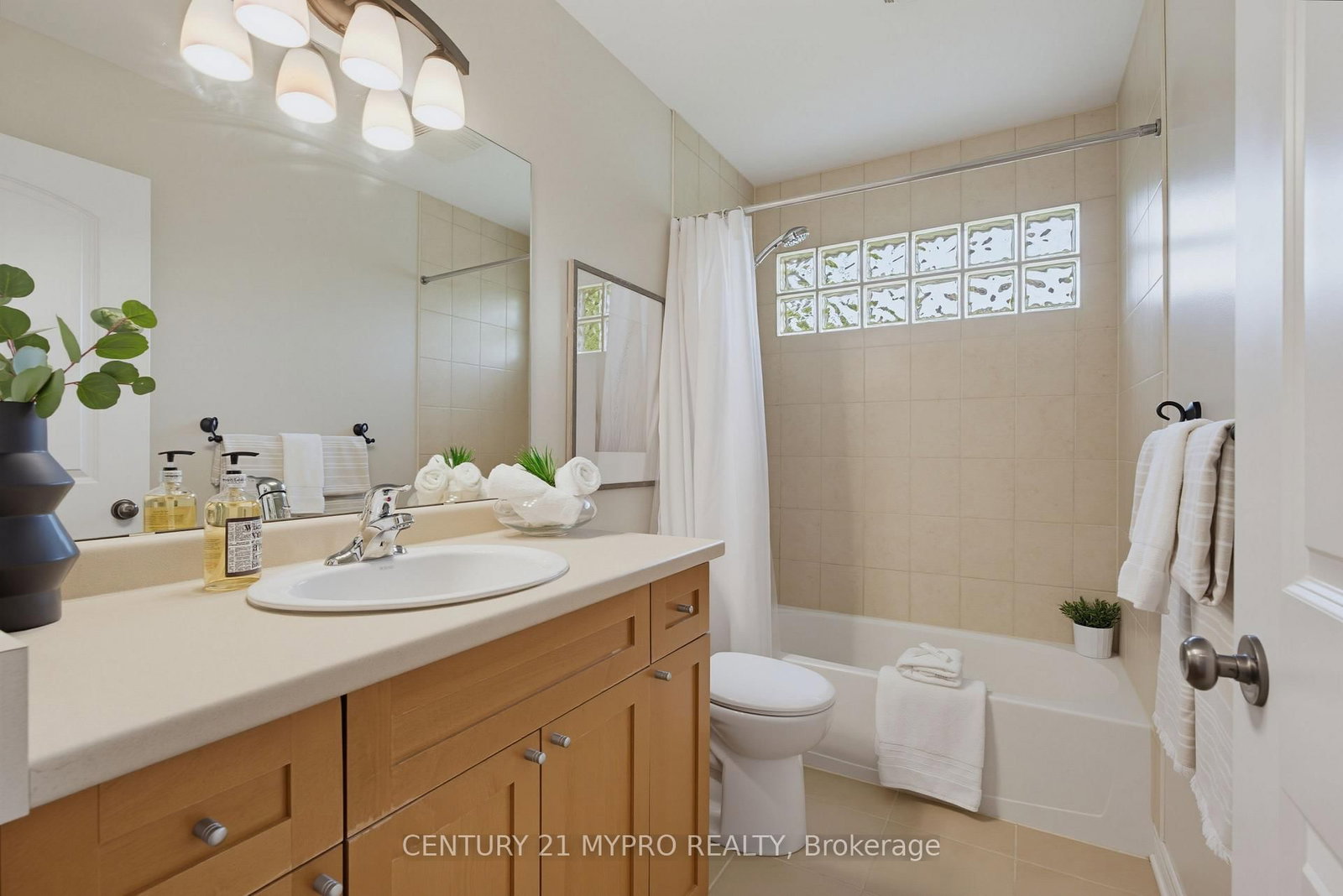 223 Elderberry Avenue • London North, ON photo 34