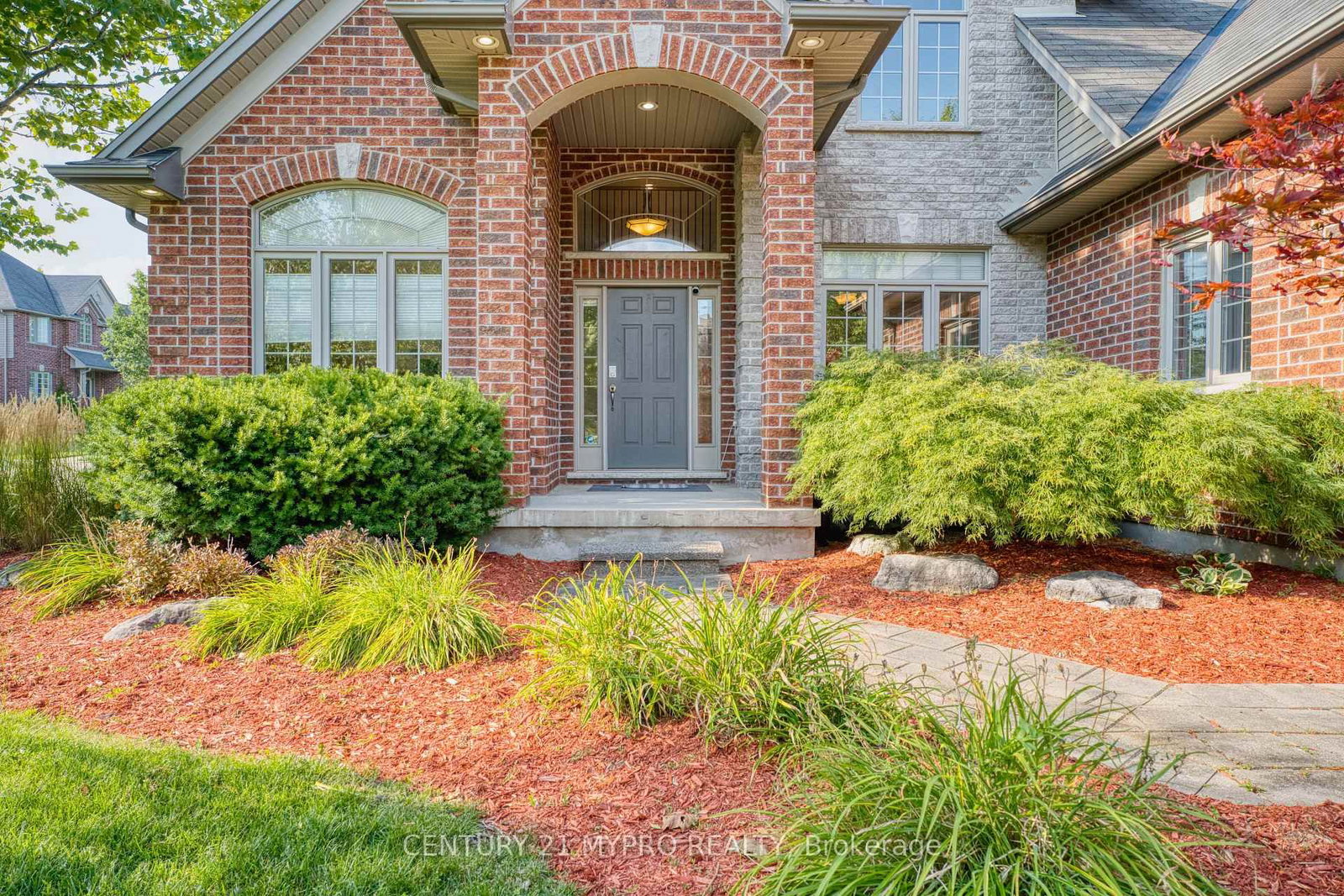 223 Elderberry Avenue • London North, ON photo 5