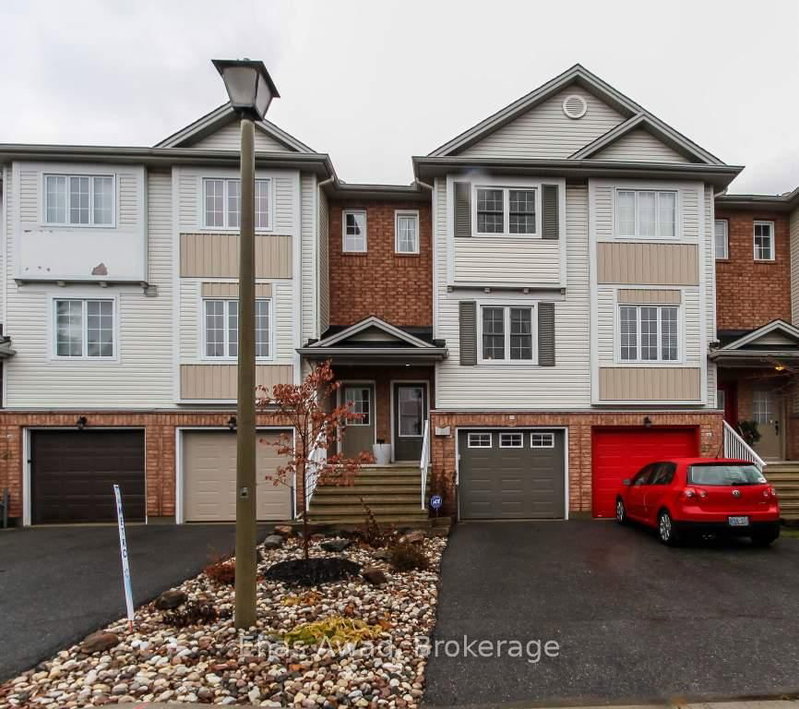 1 - 25 Manhattan Crescent