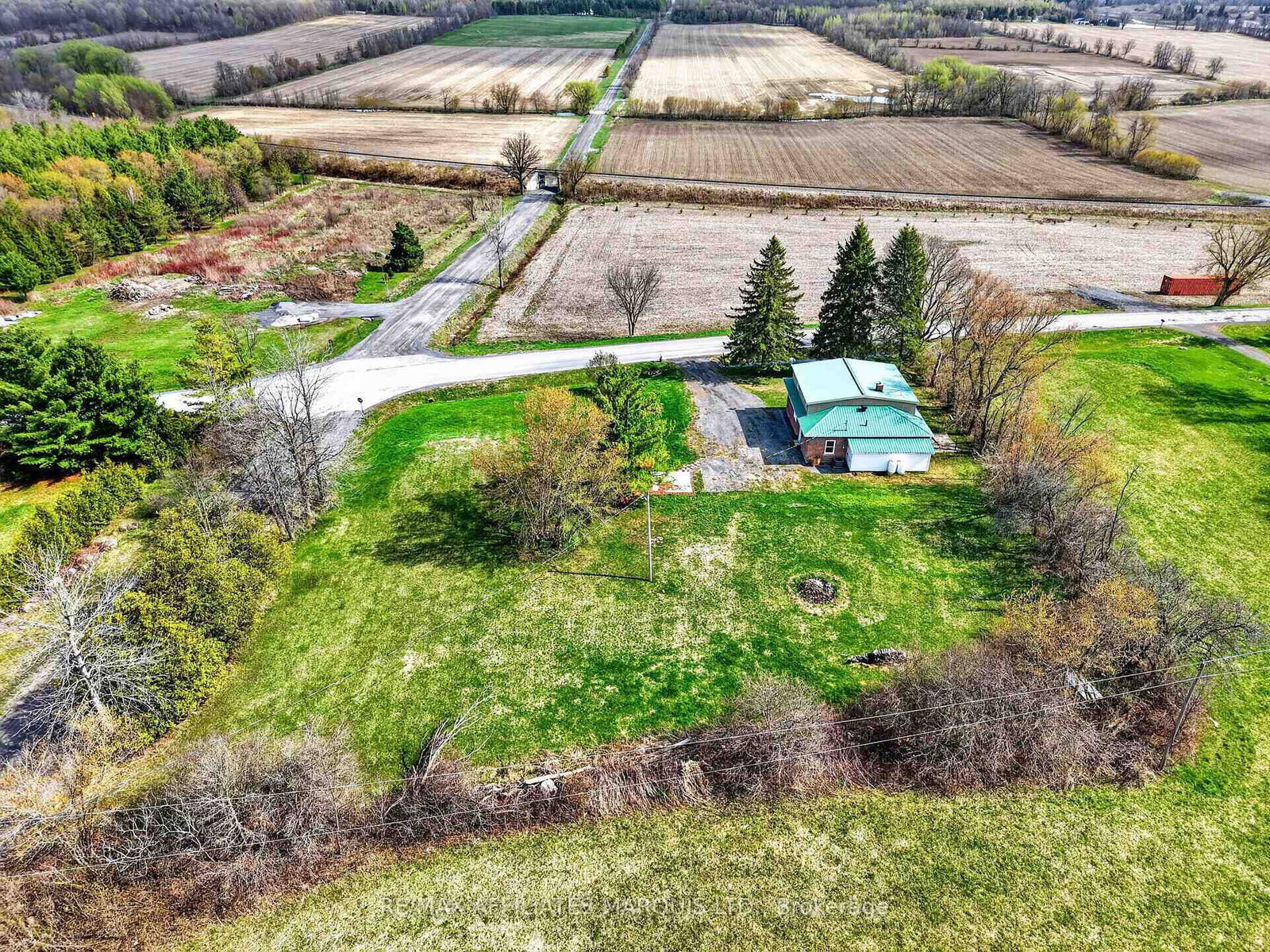20033 Kenyon Conc Rd 4 Road • North Glengarry, ON photo 43