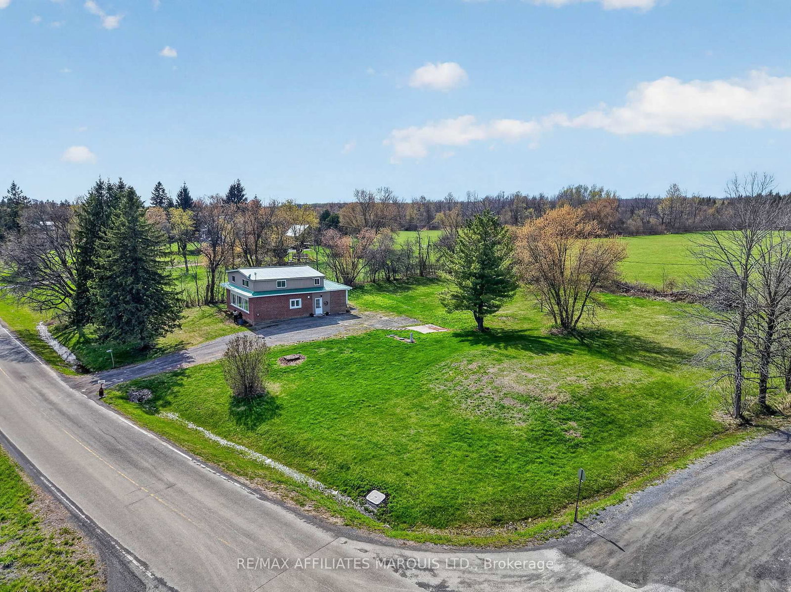 20033 Kenyon Conc Rd 4 Road • North Glengarry, ON photo 44