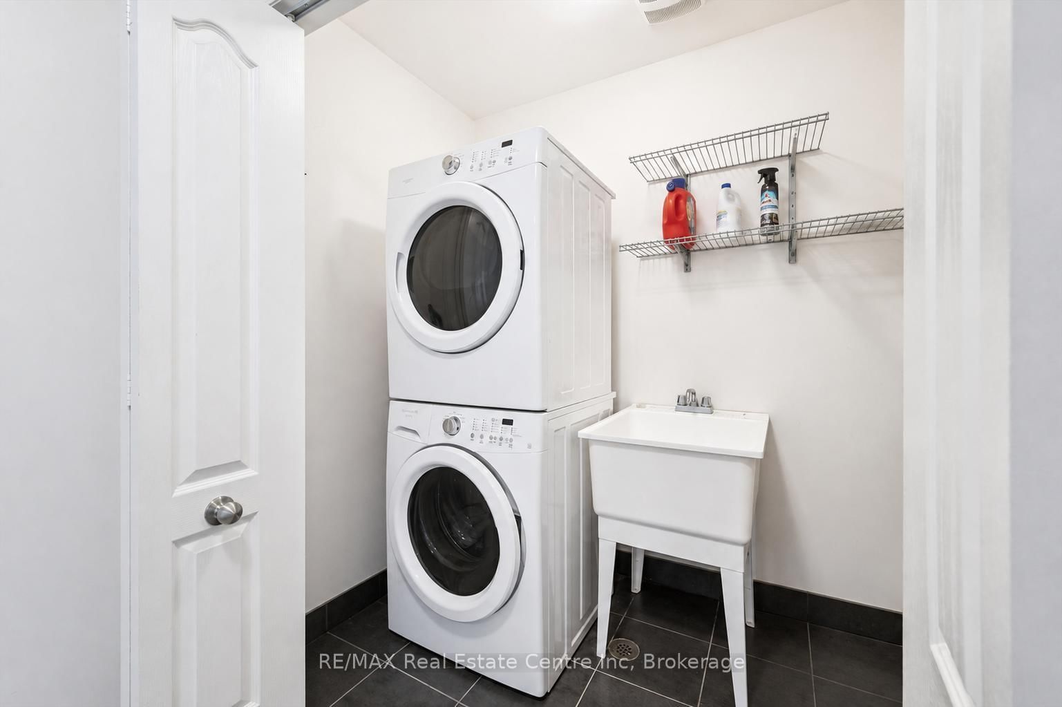 1035 Victoria Road S • #95 • Guelph, ON photo 17