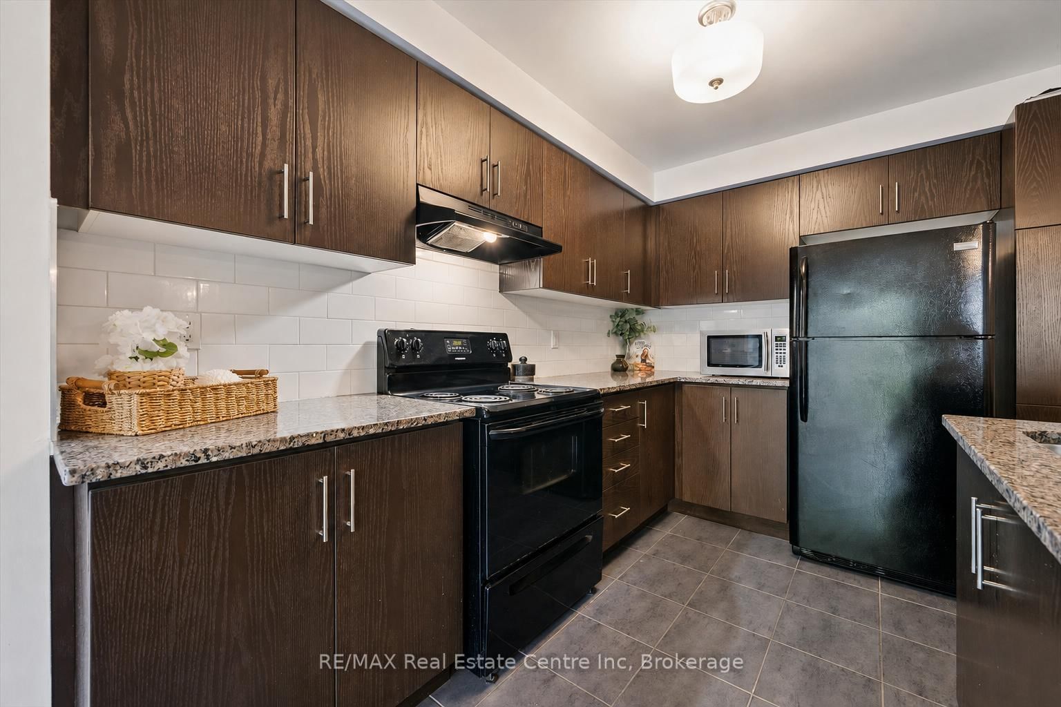 1035 Victoria Road S • #95 • Guelph, ON photo 5
