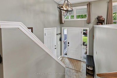31 Owen Street • Ingersoll, ON photo 5