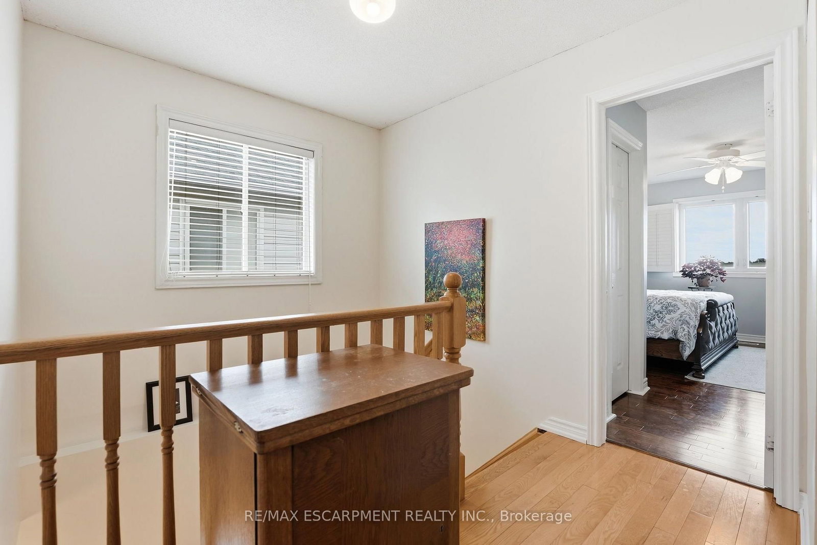 8 SLATER Court • Hamilton, ON photo 14