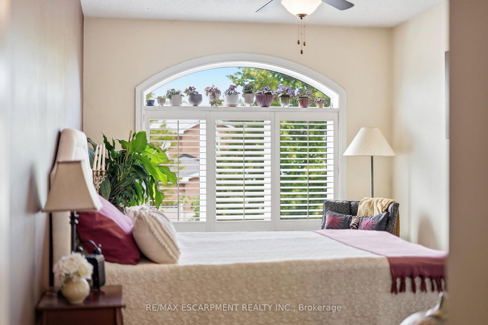 8 SLATER Court • Hamilton, ON photo 27