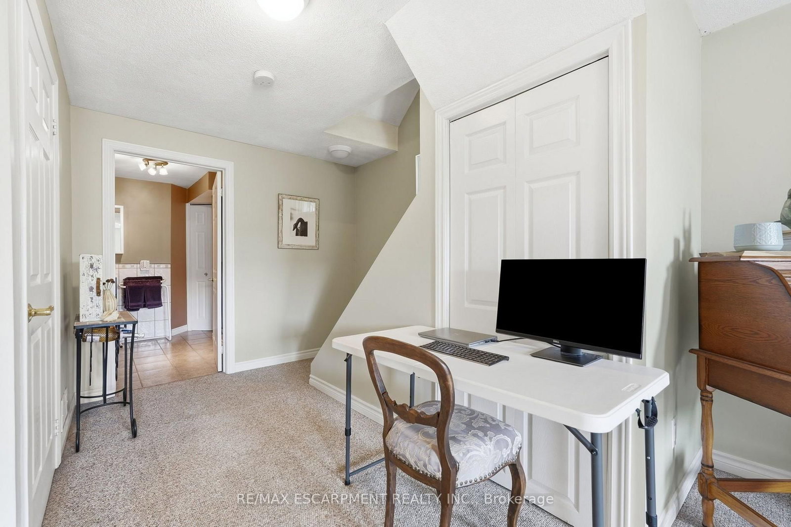 8 SLATER Court • Hamilton, ON photo 31