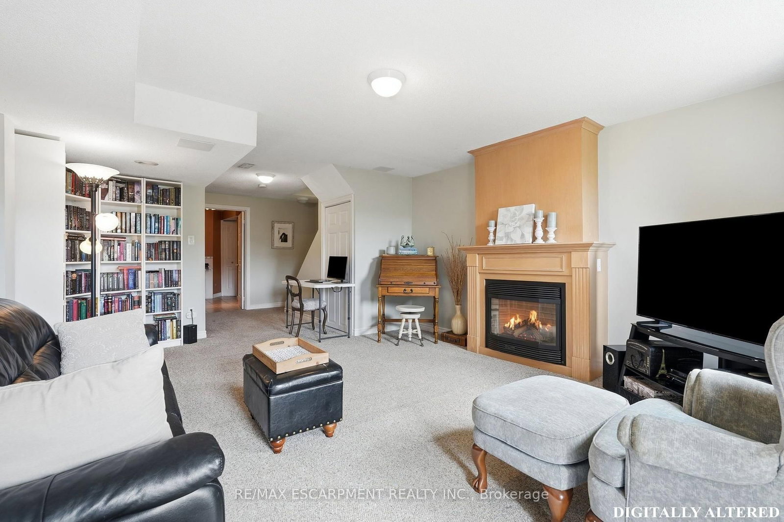 8 SLATER Court • Hamilton, ON photo 32