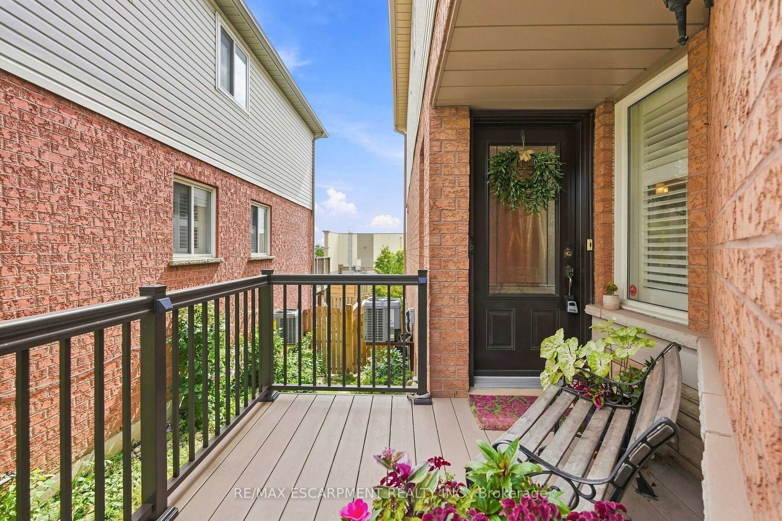 8 SLATER Court • Hamilton, ON photo 39