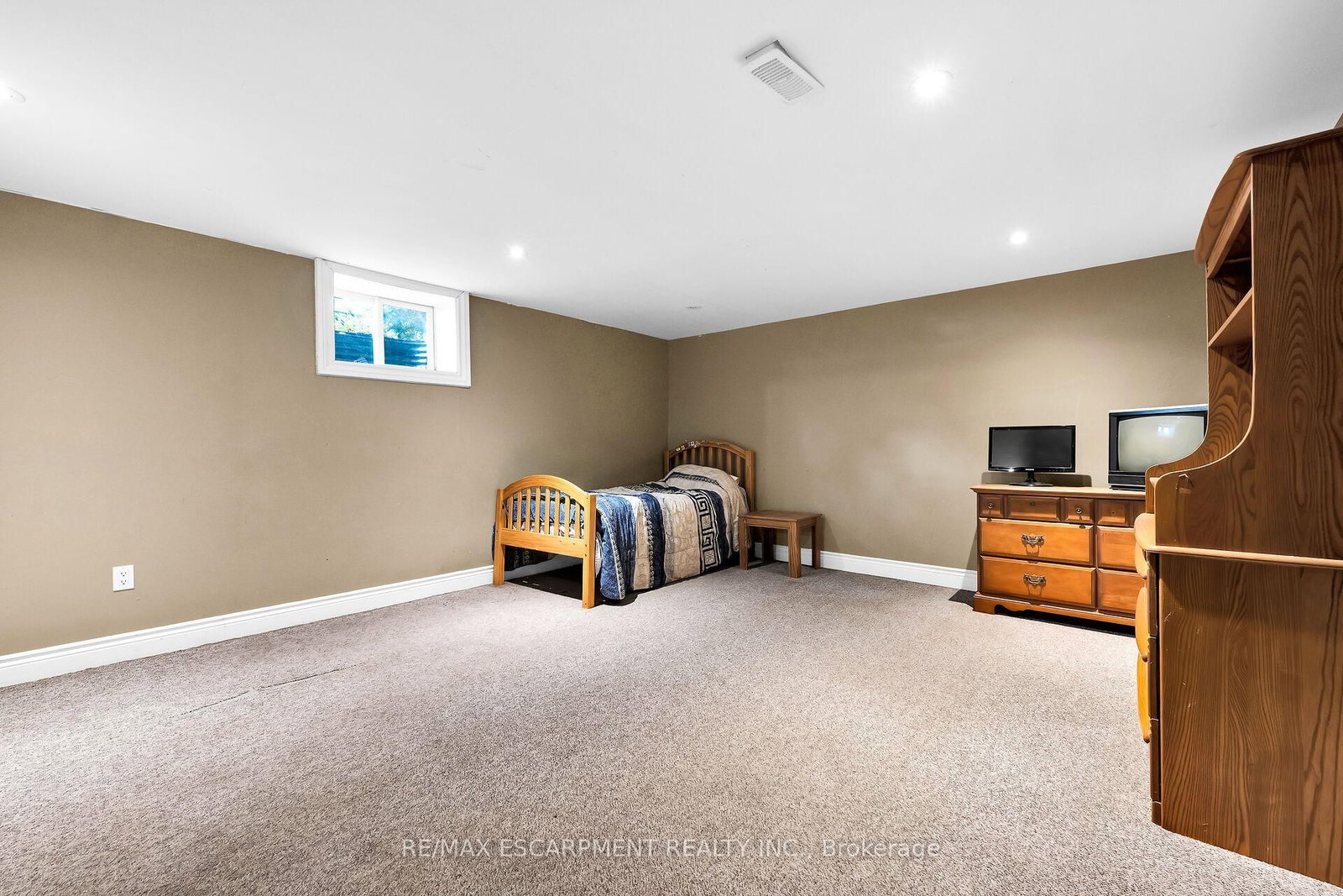757 4TH LINE Road • Haldimand, ON photo 13