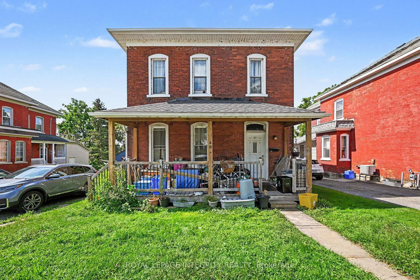 48 Elmsley Street S • Smiths Falls, ON photo 1