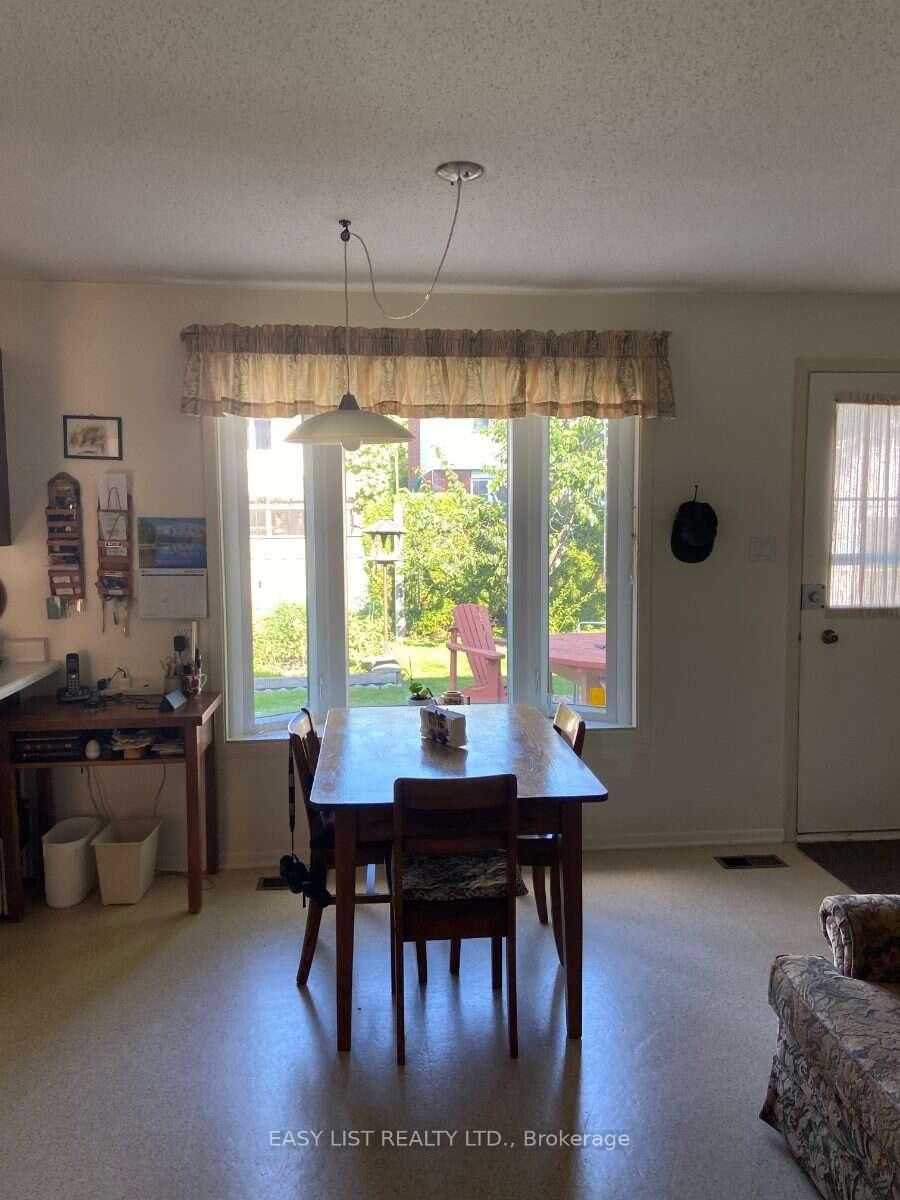 2154 Dutton Crescent • Ottawa, ON photo 21