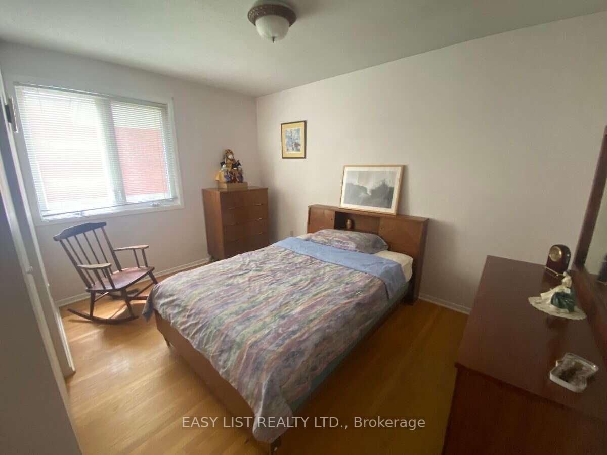 2154 Dutton Crescent • Ottawa, ON photo 30