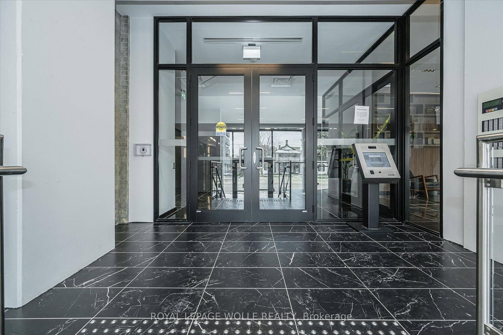 181 King Street S • #4 • Waterloo, ON photo 5