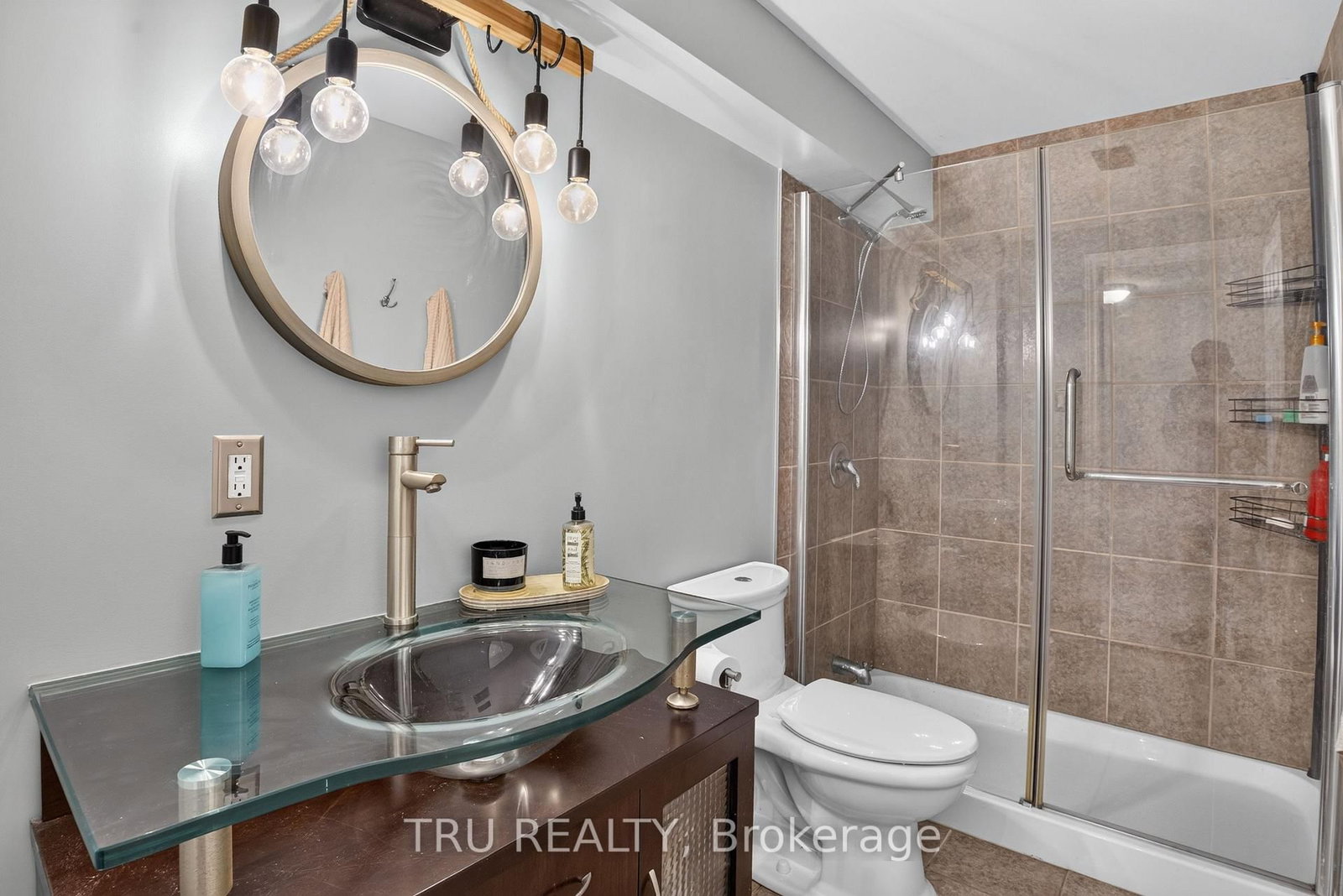 57 Golflinks Drive • Ottawa, ON photo 33