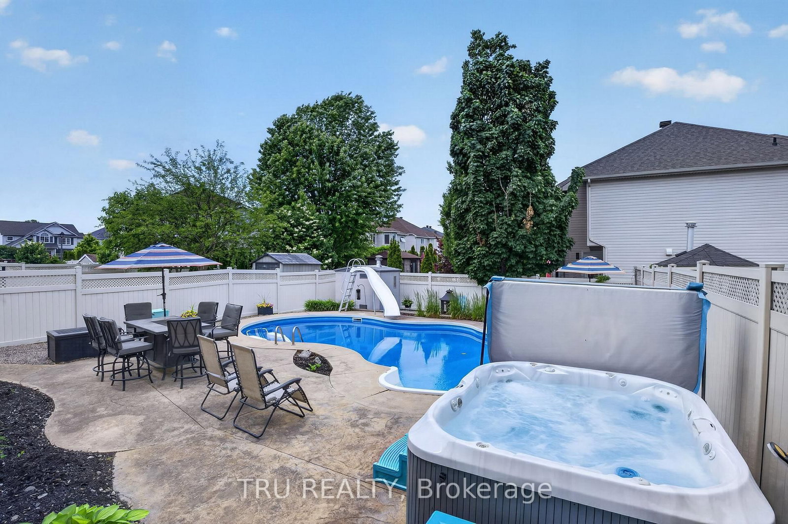 57 Golflinks Drive • Ottawa, ON photo 36