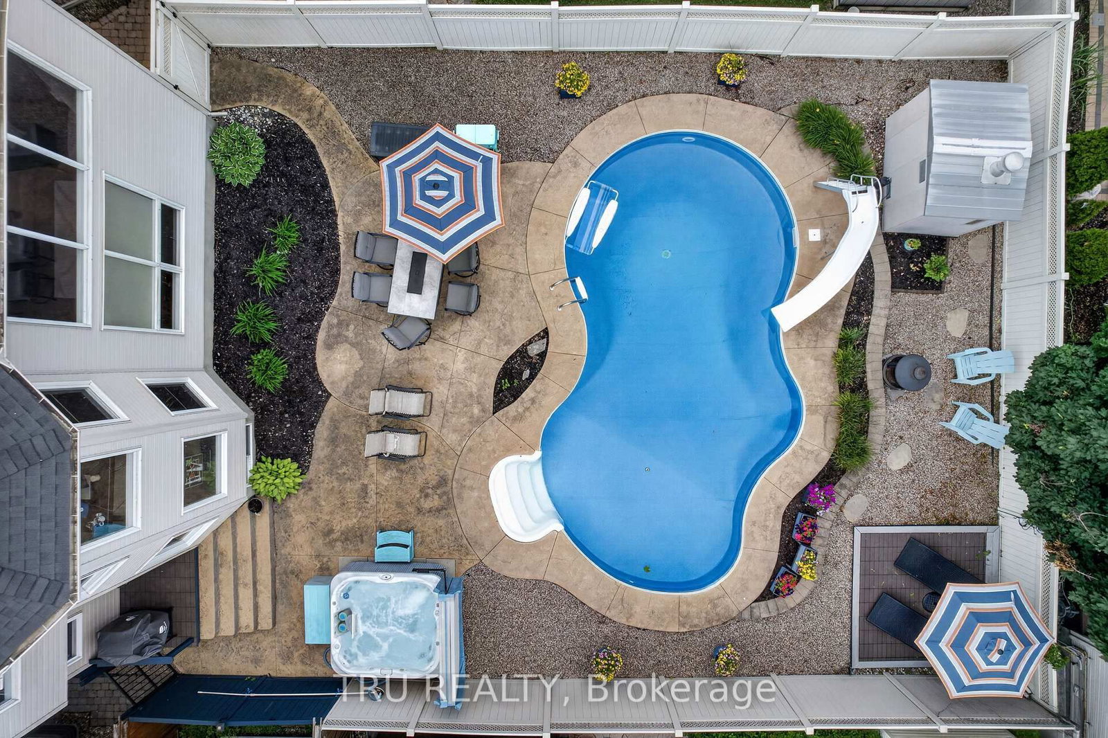 57 Golflinks Drive • Ottawa, ON photo 40