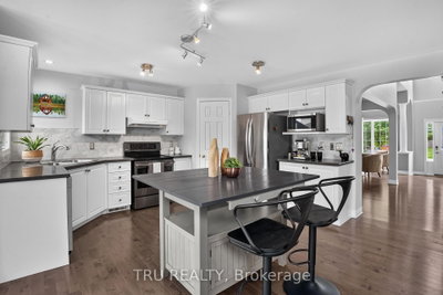 57 Golflinks Drive • Ottawa, ON photo 8