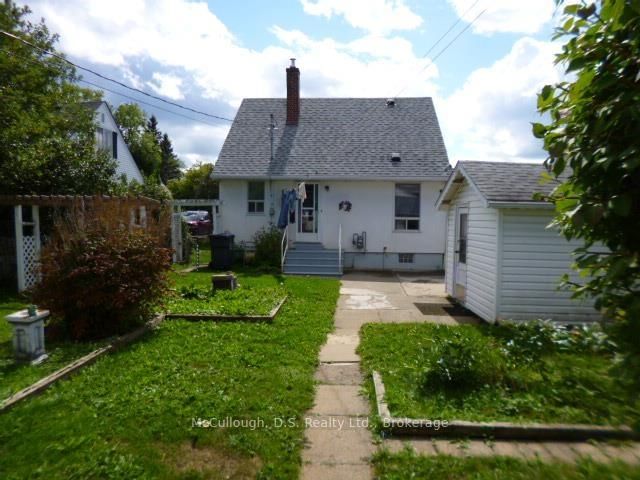 267 Frederica Street W