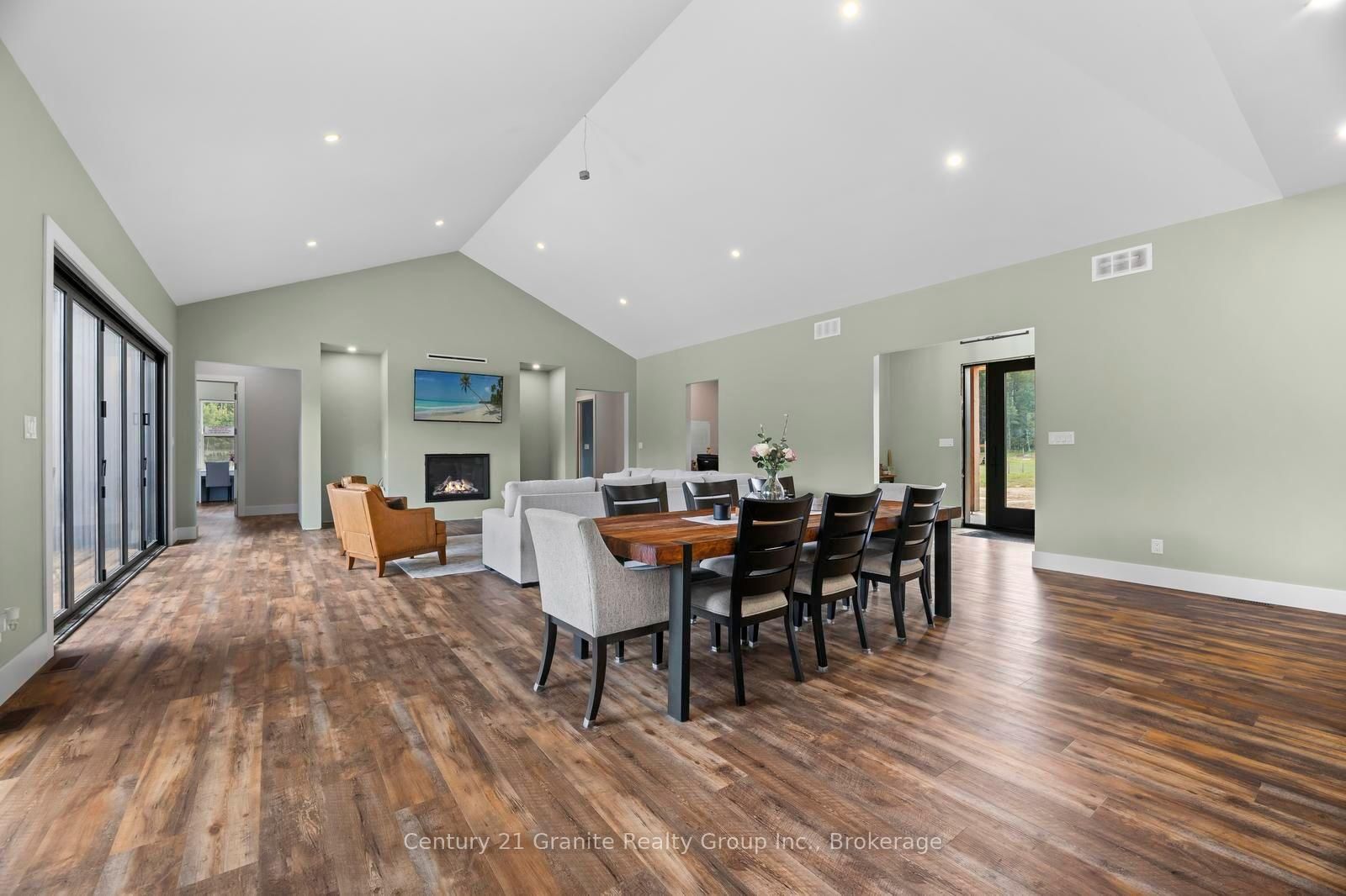 605 Browns Road • Boulter, ON photo 9