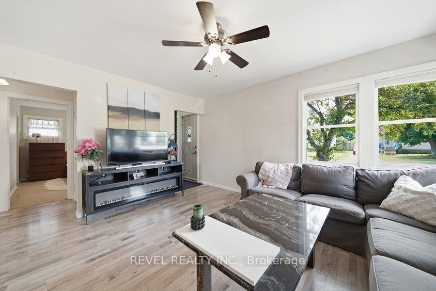 27 Frank Street • Brantford, ON photo 12