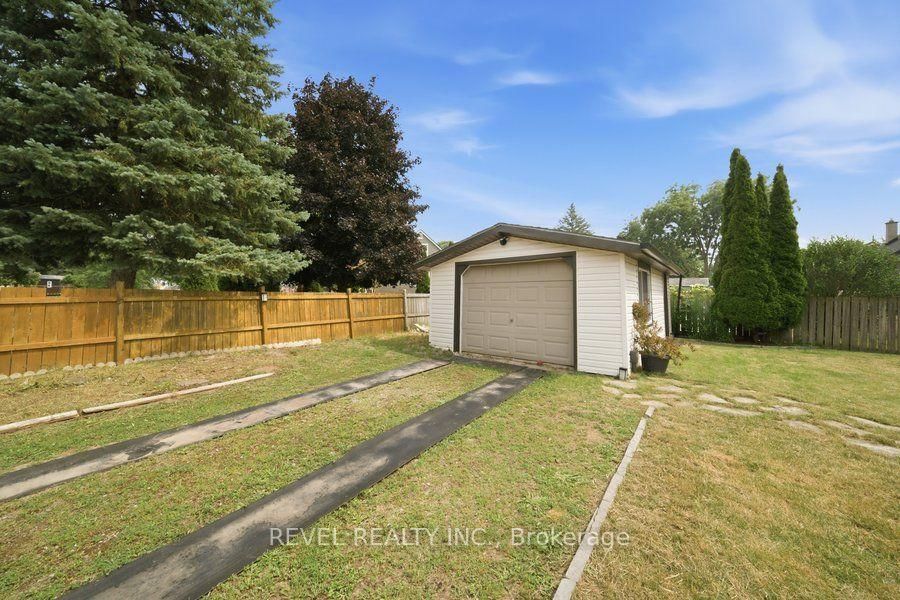 27 Frank Street • Brantford, ON photo 16