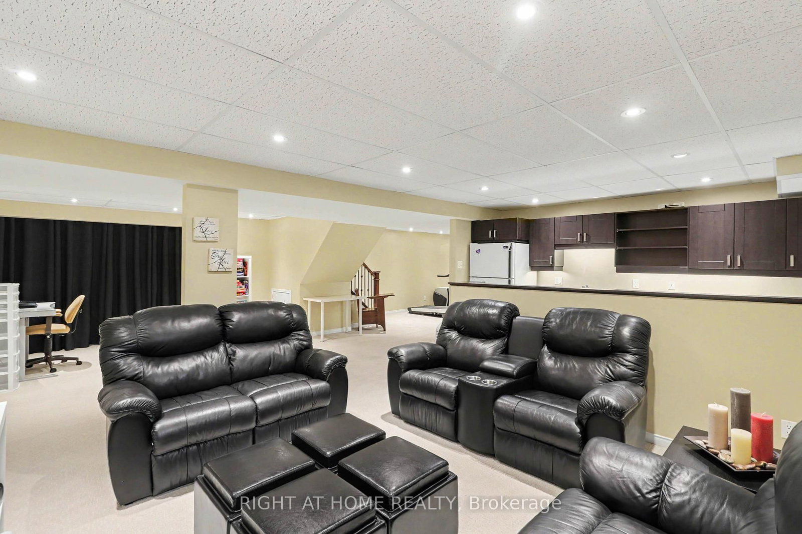 1250 Loeper Street • Orleans, ON photo 24