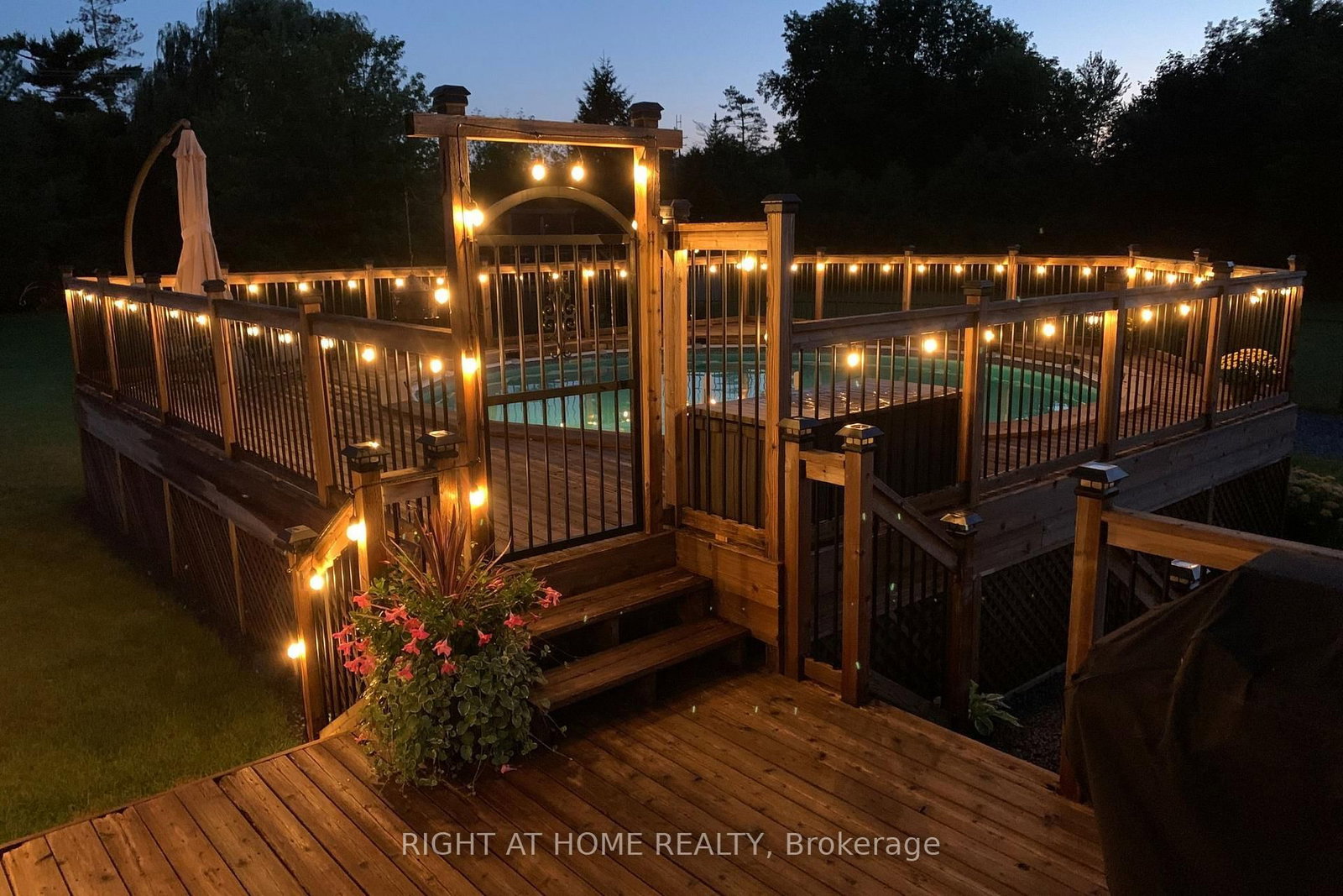 1250 Loeper Street • Orleans, ON photo 43