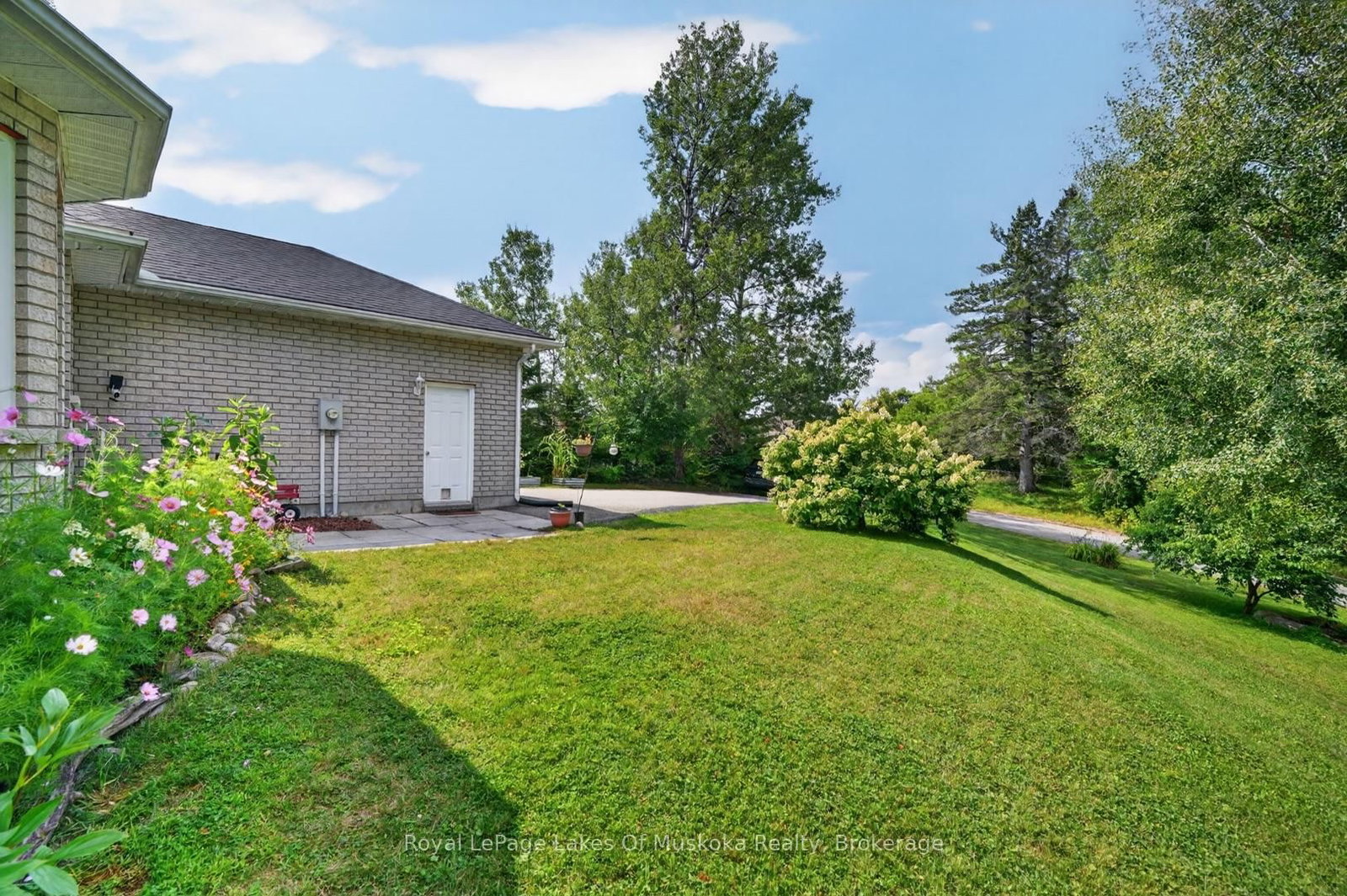 140 Simpson Street • Burk's Falls, ON photo 30