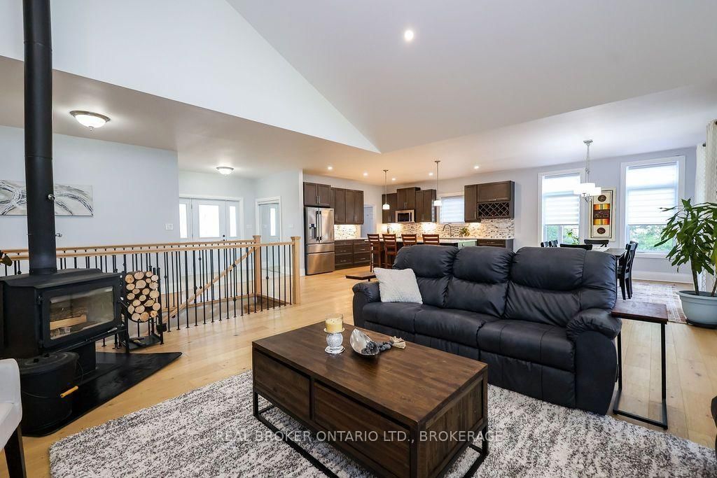 15616 Manning Road • South Stormont, ON photo 15