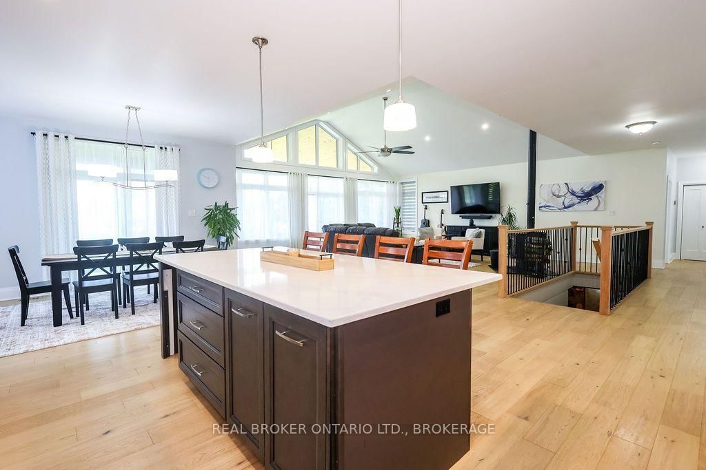 15616 Manning Road • South Stormont, ON photo 17