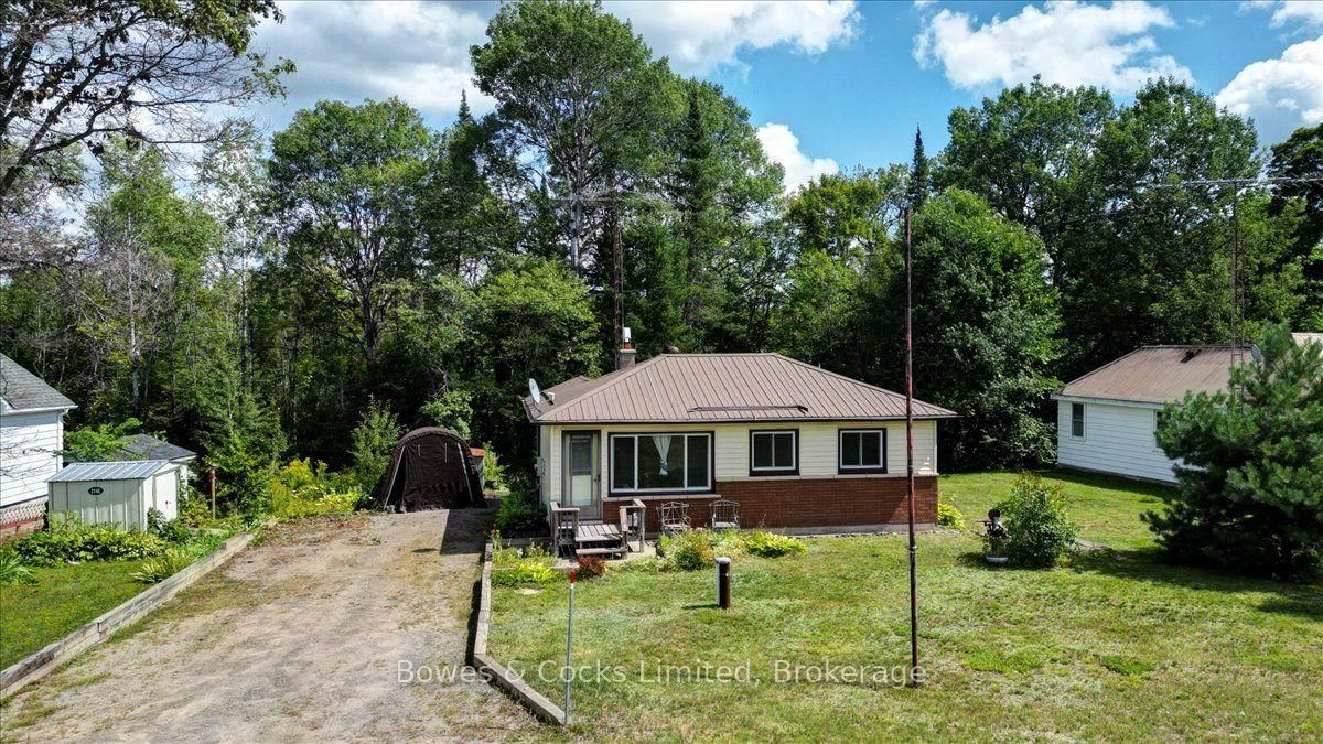 2146 Loop Road • Highlands East, ON photo 3