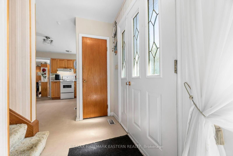 1932 Sherbrooke Street W