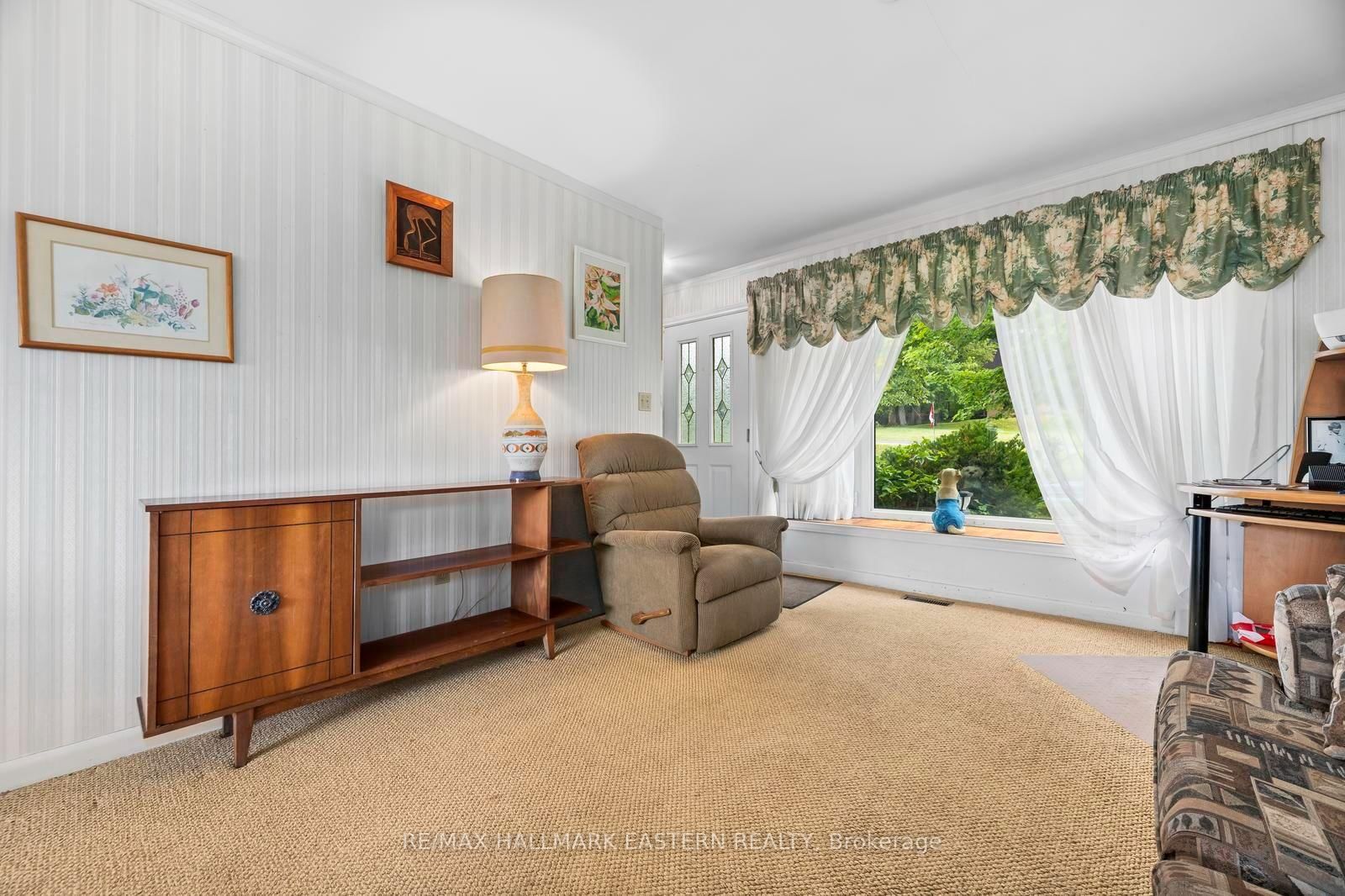 1932 Sherbrooke Street W • Peterborough, ON photo 5