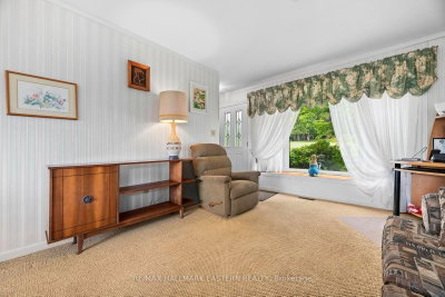 1932 Sherbrooke Street W • Peterborough, ON photo 5