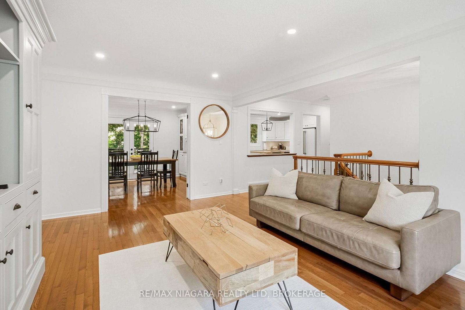 25 Berkhout Terrace • Pelham, ON photo 13