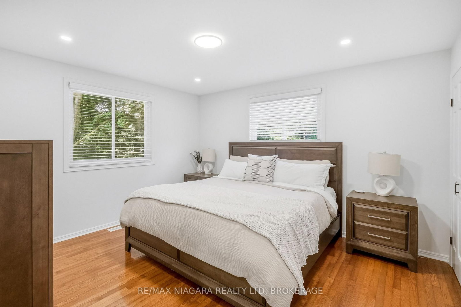 25 Berkhout Terrace • Pelham, ON photo 23