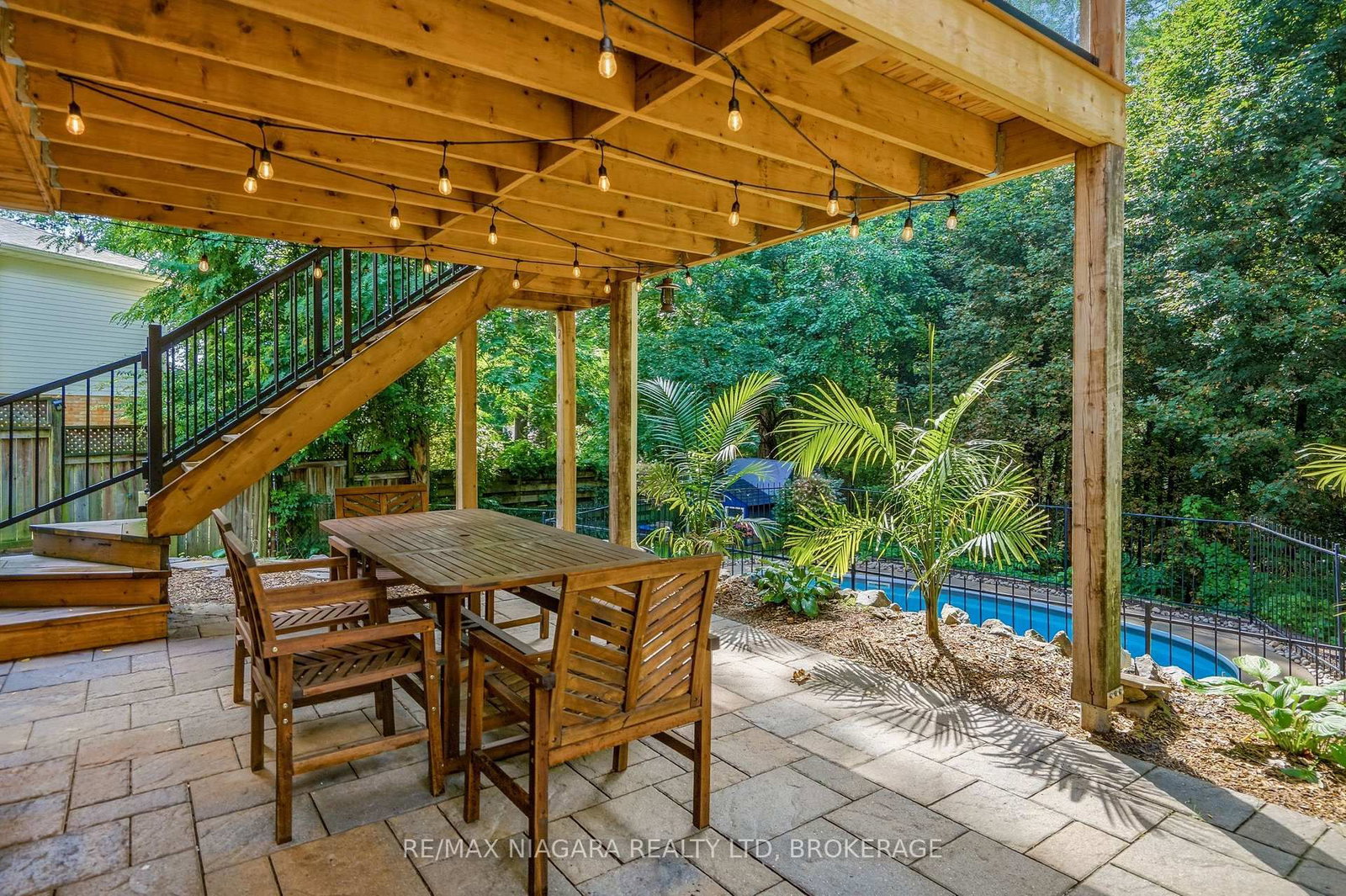 25 Berkhout Terrace • Pelham, ON photo 38