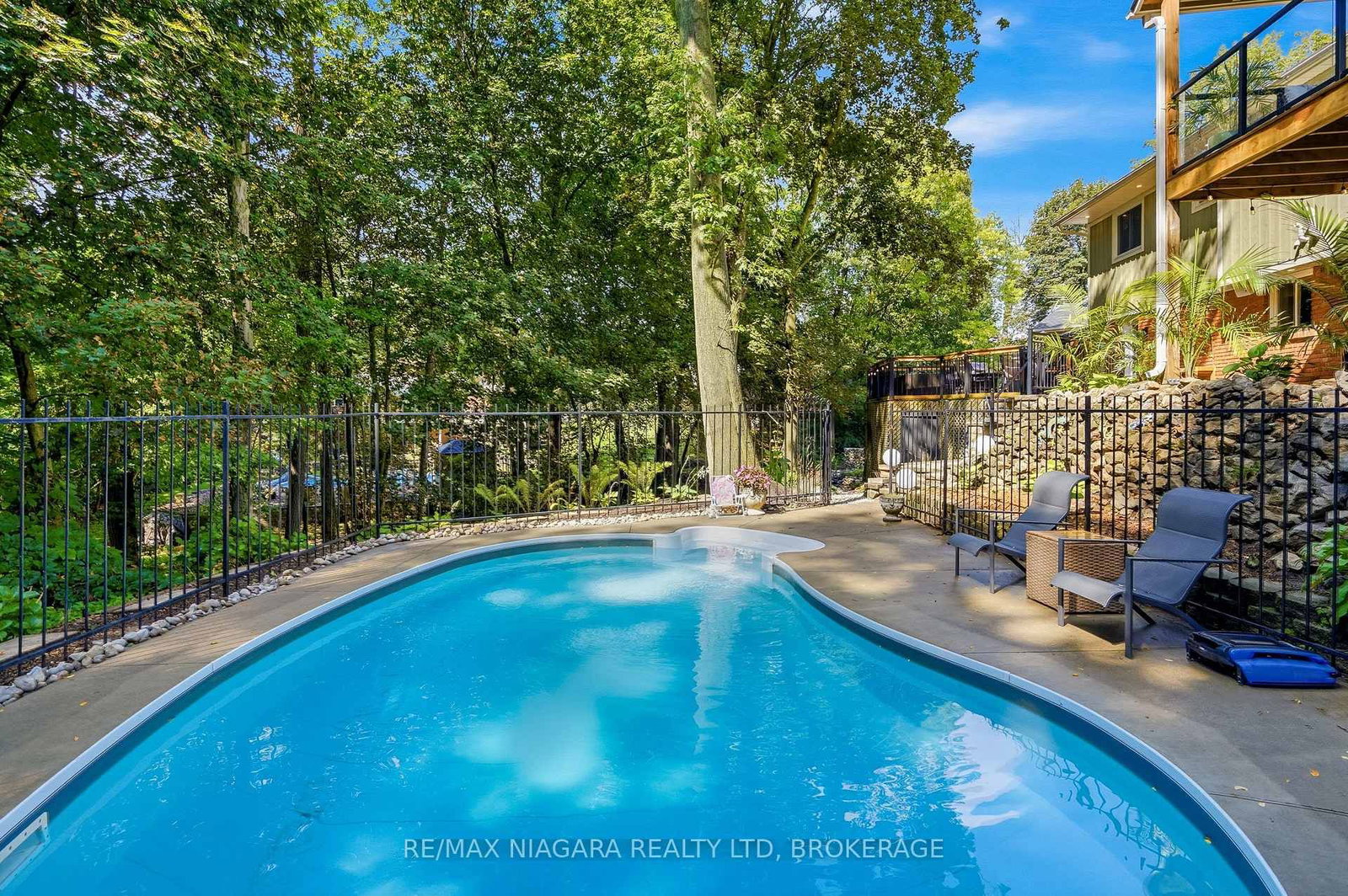 25 Berkhout Terrace • Pelham, ON photo 46