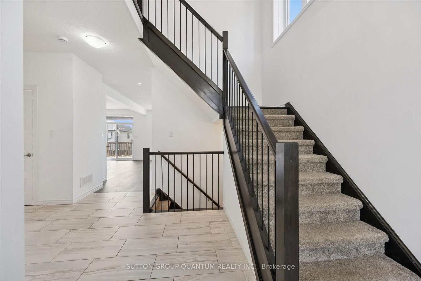 2057 Gough Avenue • London North, ON photo 4