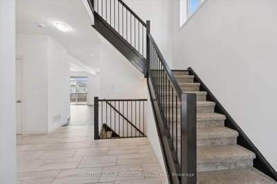 2057 Gough Avenue • London North, ON photo 4