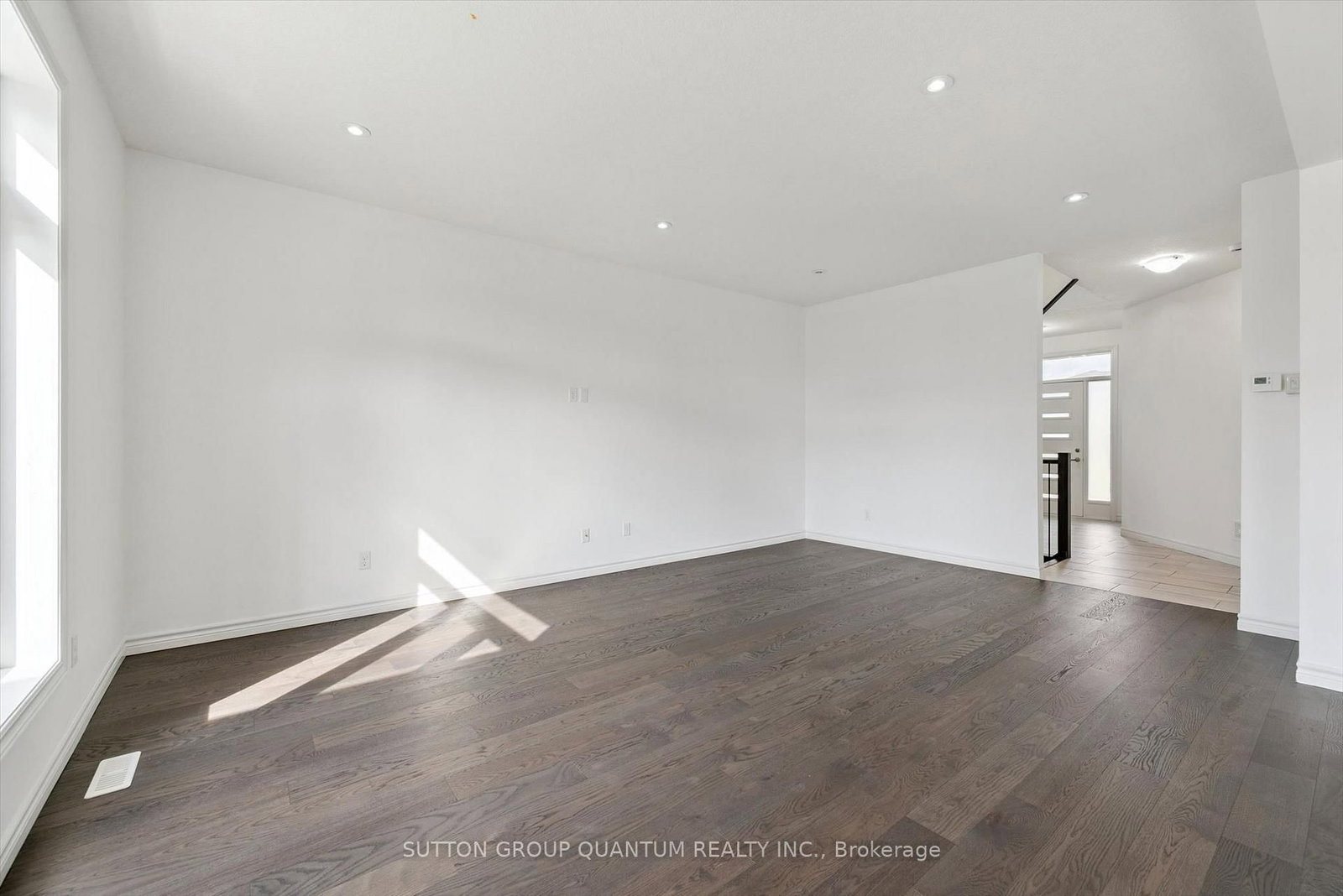 2057 Gough Avenue • London North, ON photo 6