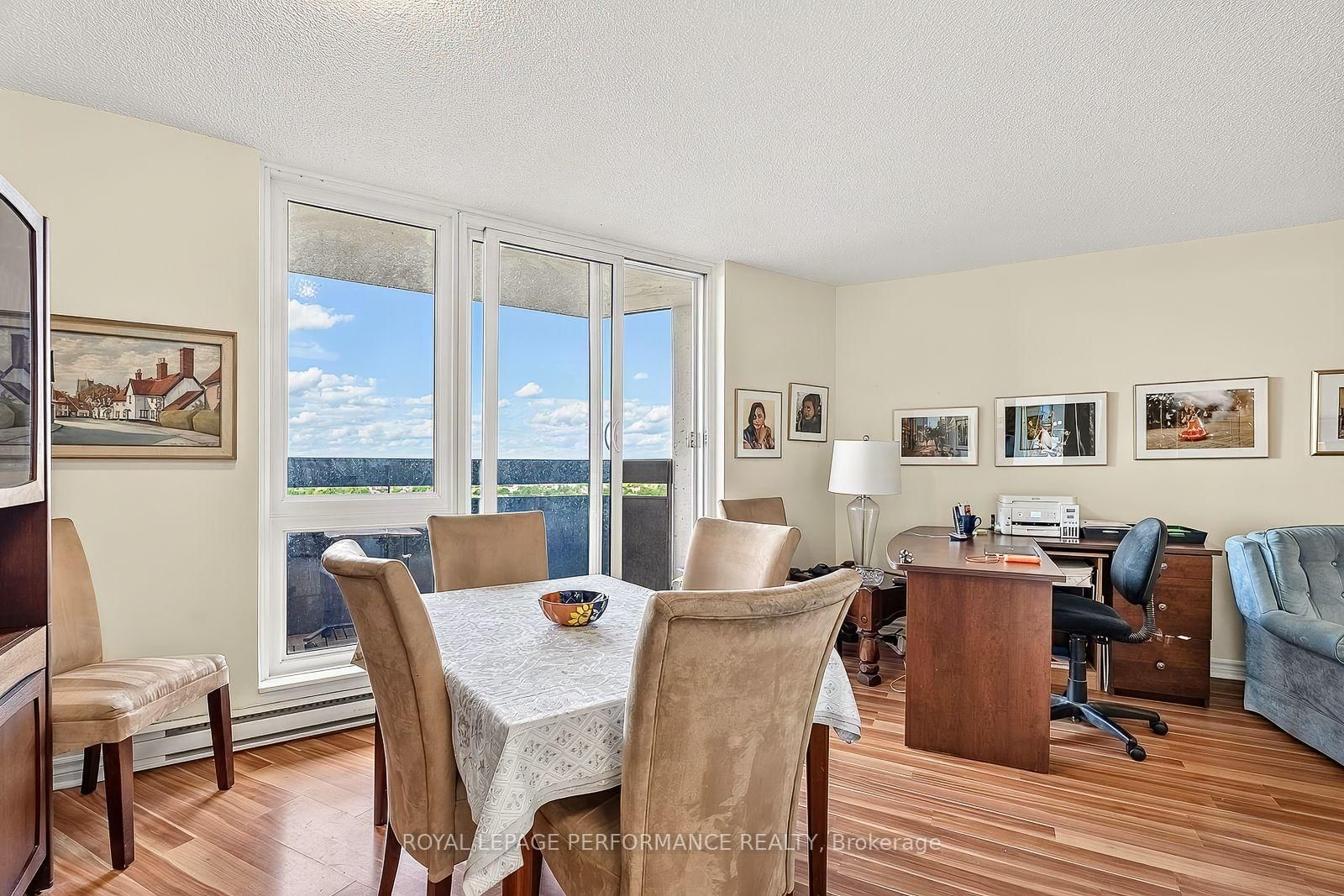 2000 Jasmine Crescent • #1406 • Ottawa, ON photo 10
