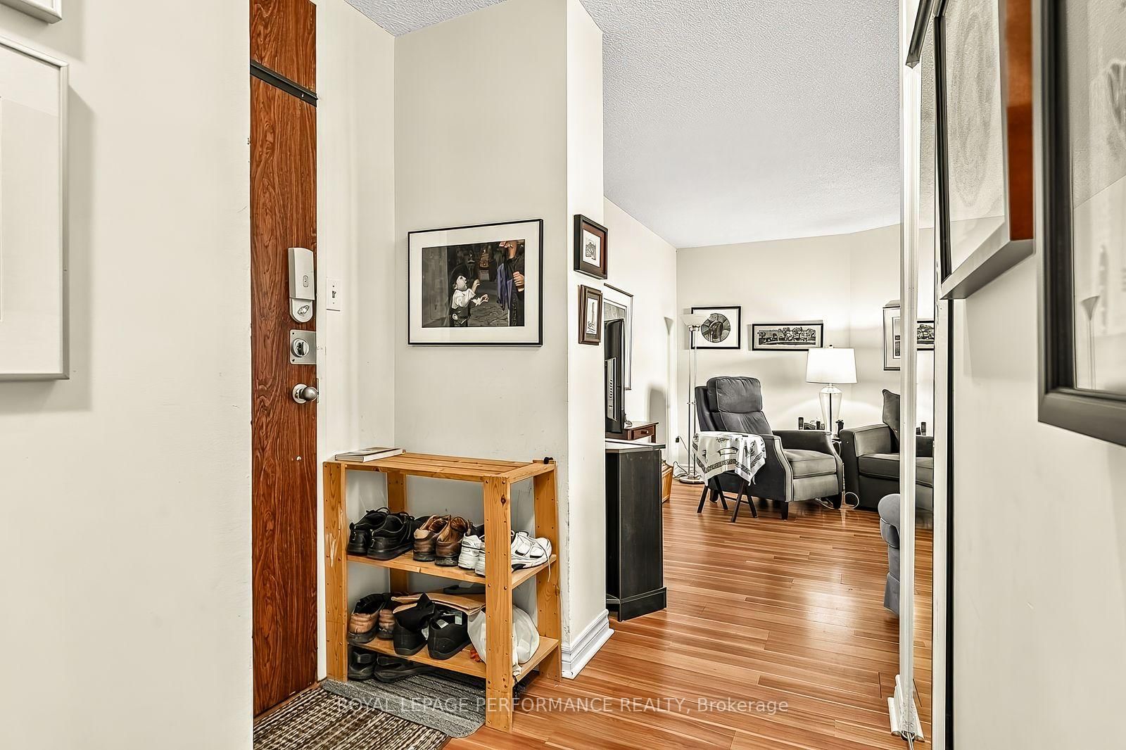 2000 Jasmine Crescent • #1406 • Ottawa, ON photo 17