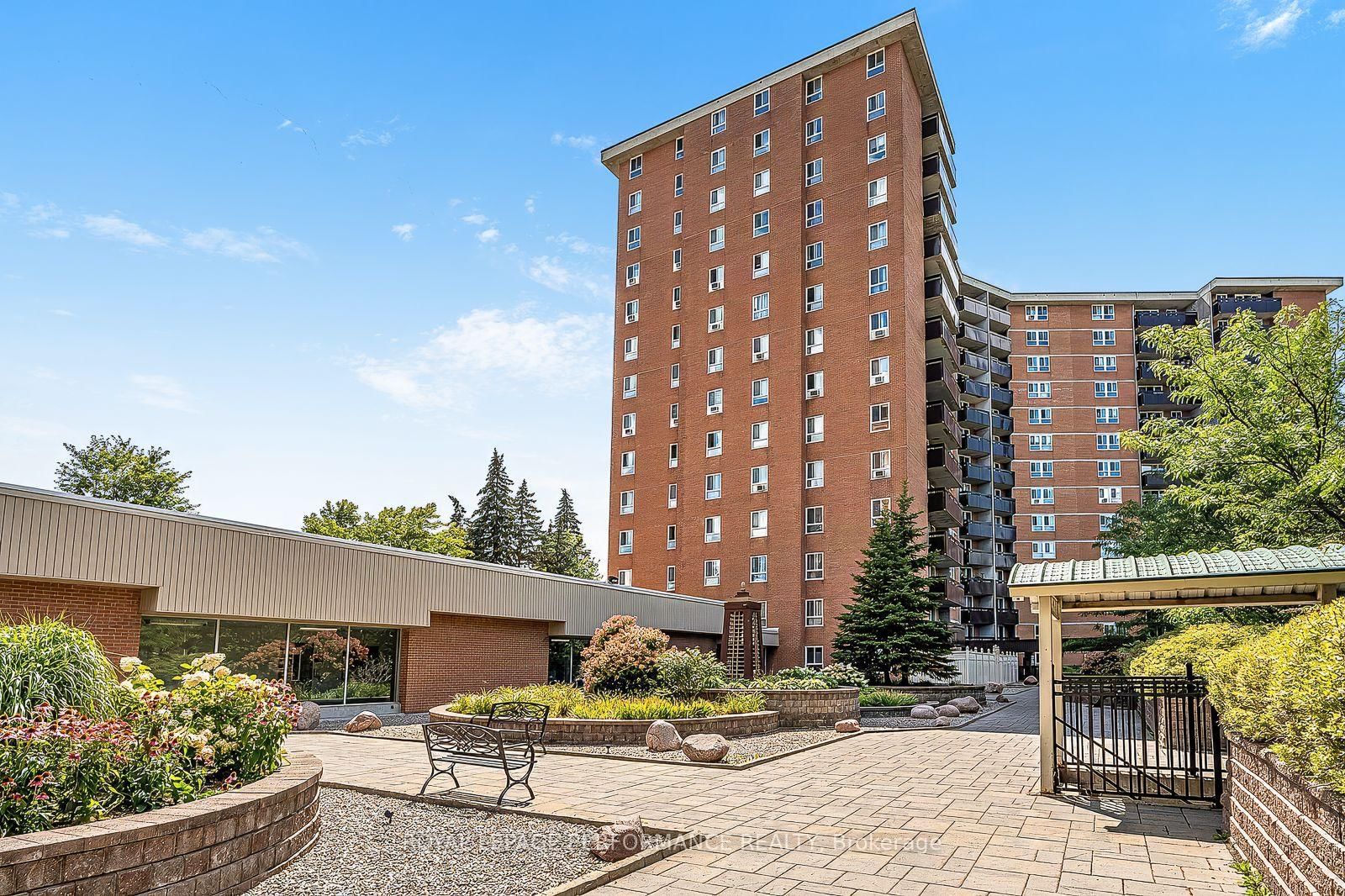 2000 Jasmine Crescent • #1406 • Ottawa, ON photo 2