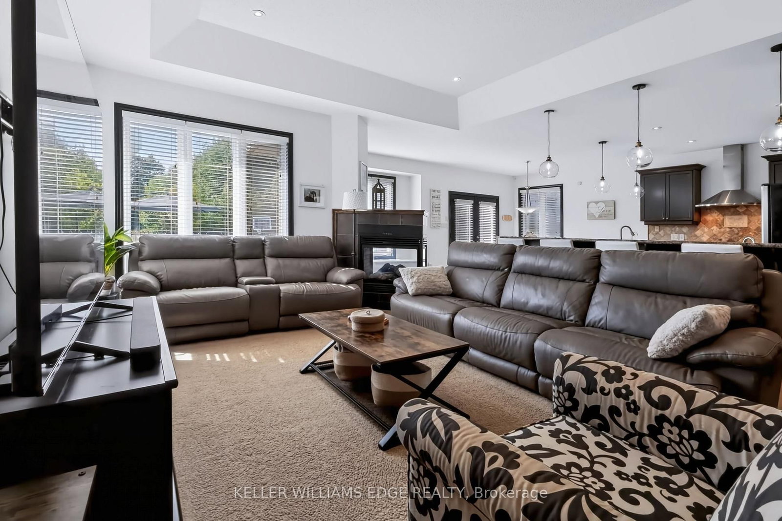 55 Karendale Court • Hamilton, ON photo 11