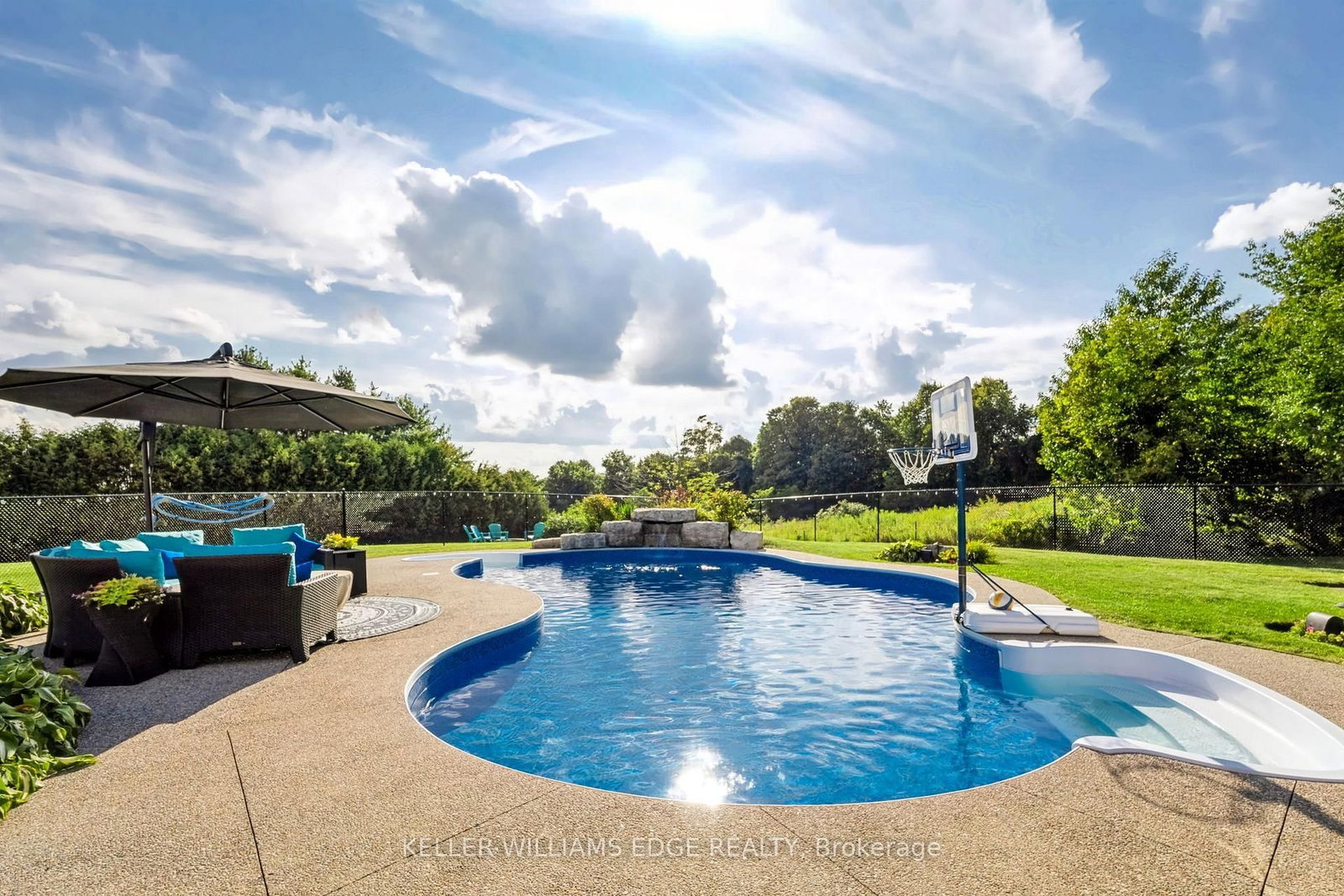 55 Karendale Court • Hamilton, ON photo 26