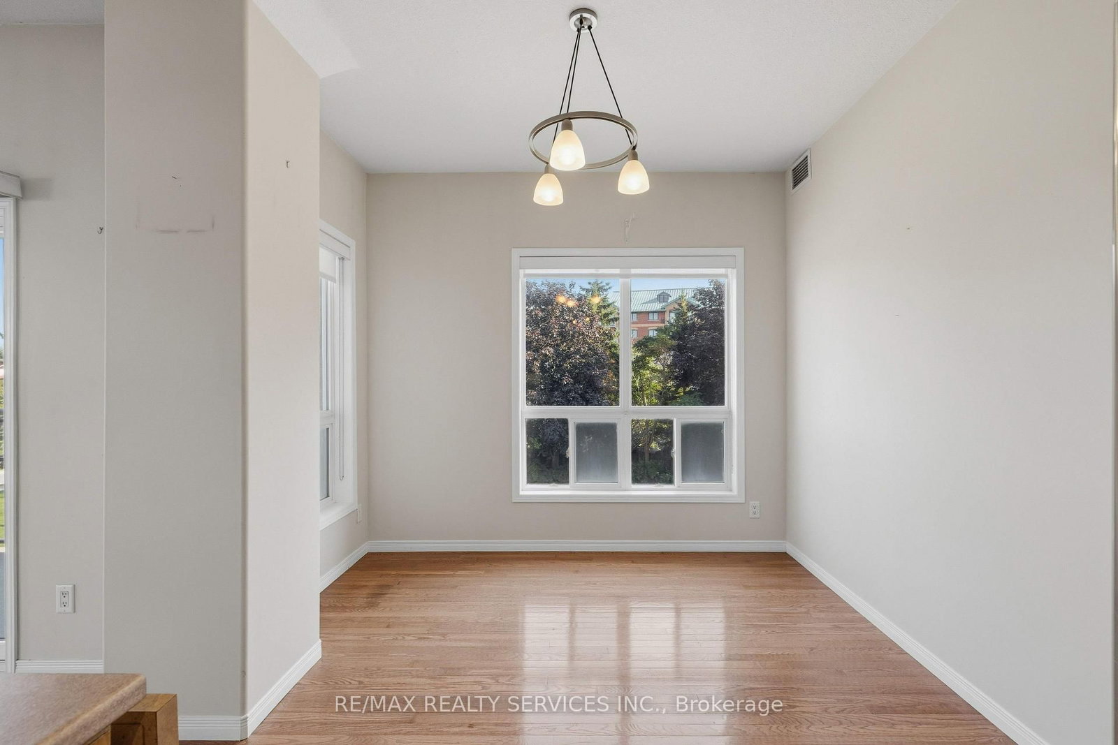 350 Wellington Street • #212 • Kingston, ON photo 14