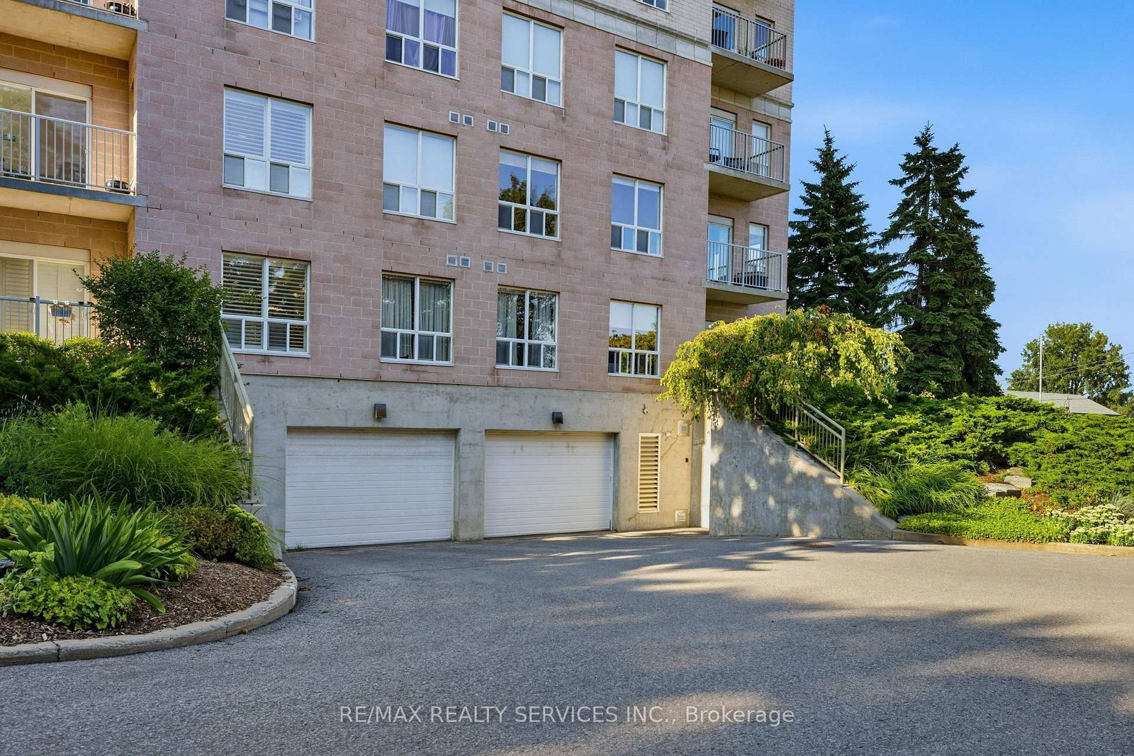 350 Wellington Street • #212 • Kingston, ON photo 3