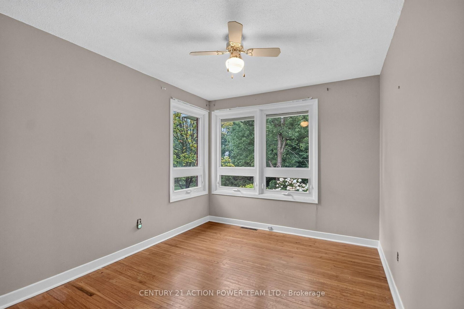 8431 Victoria Street • Metcalfe, ON photo 21